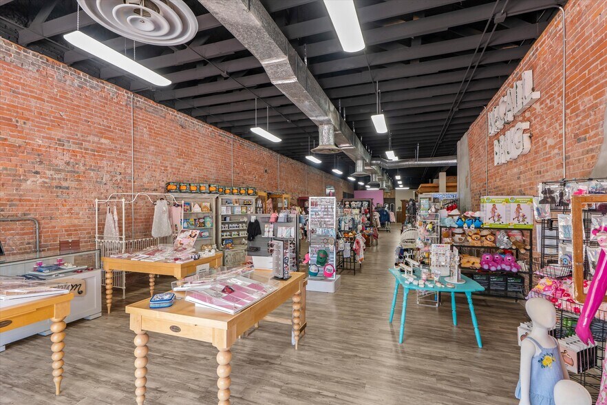 More Photos Of 112 Austin Ave, Lamesa General Retail For Sale