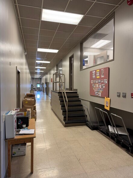 More Photos Of 316 Donohoe Rd, Greensburg Warehouse For Lease