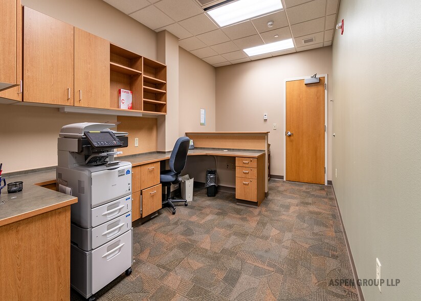 More Photos Of 1310 E Main Ave, Bismarck Medical For Lease