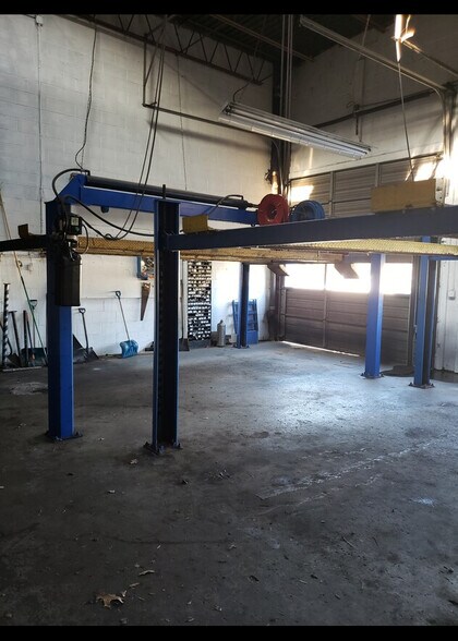 More Photos Of 759 N Country Rd, Rocky Point Auto Repair For Sale
