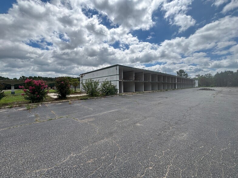 More Photos Of 4 Buff Blvd, Summerton Land For Sale