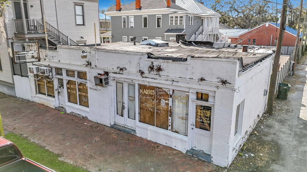 Primary Photo Of 2415 Montgomery St, Savannah Storefront For Sale