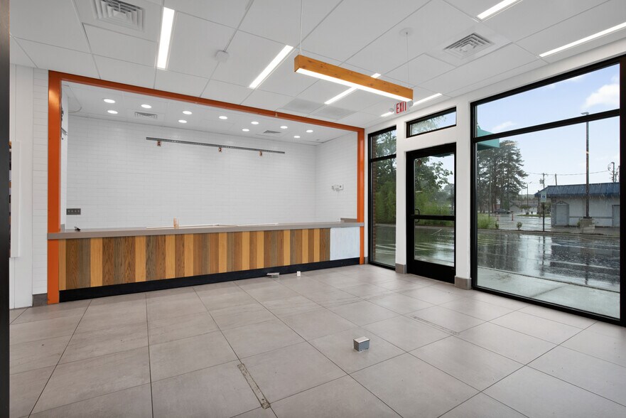 More Photos Of 507 W 3rd St, Pembroke Fast Food For Sale
