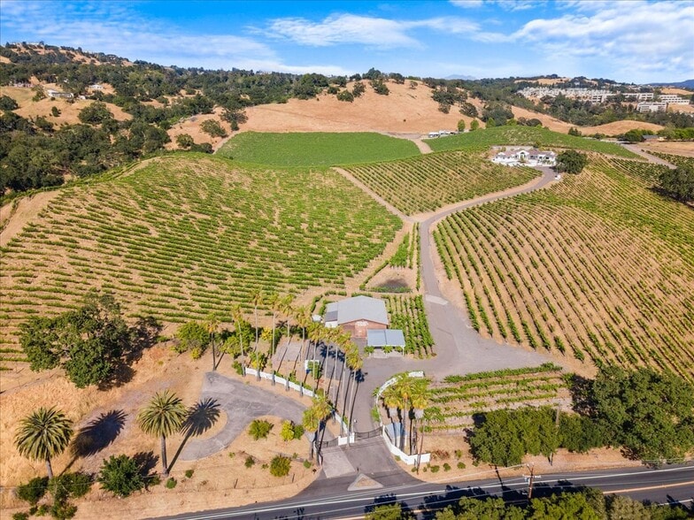 More Photos Of 4076-4080 Old Redwood Hwy, Santa Rosa Winery Vineyard For Sale