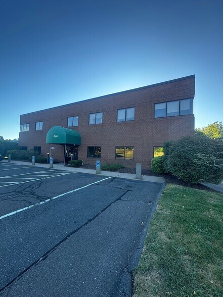 More Photos Of 546 Cromwell Ave, Rocky Hill Medical For Sale
