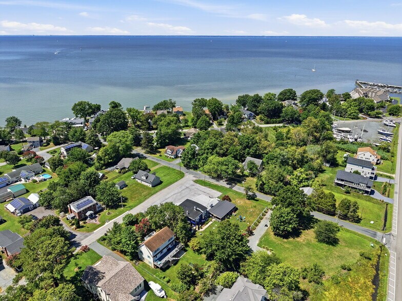 More Photos Of 20658 Wilkins Ave, Rock Hall Restaurant For Sale