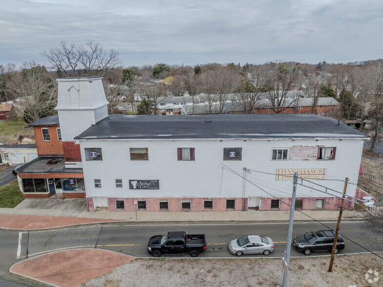 More Photos Of 501 E Middle Tpke, Manchester Apartments For Sale