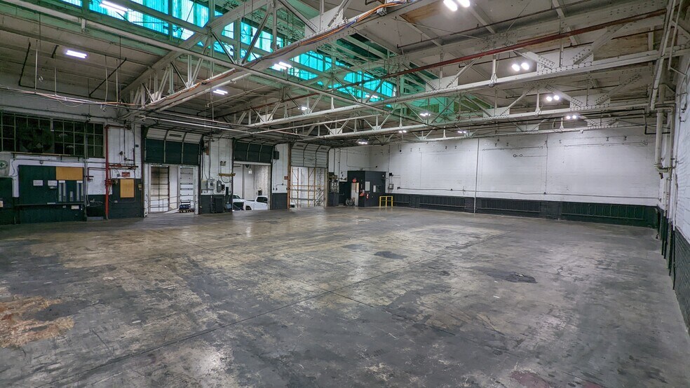 More Photos Of 3650 E 93rd St, Cleveland Unknown For Lease