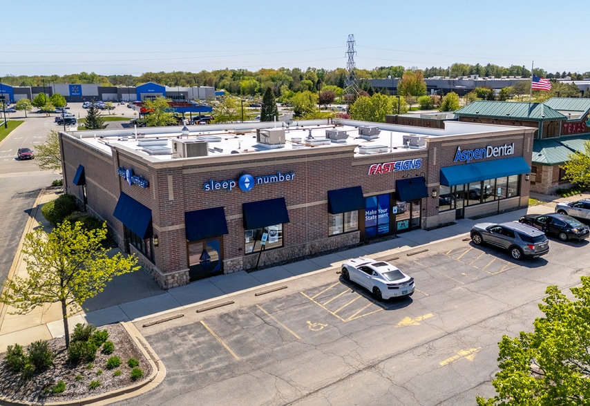 More Photos Of 7310 Walton St, Rockford Freestanding For Sale