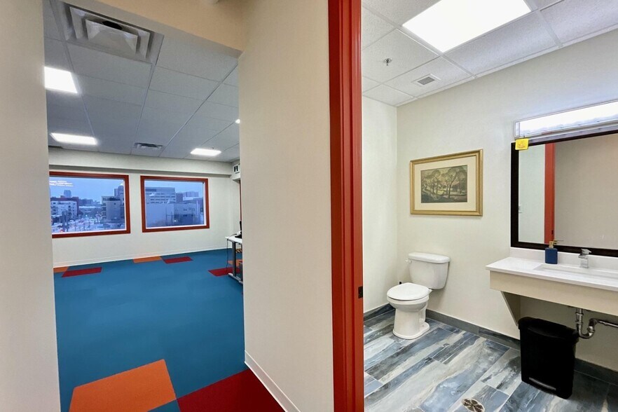 More Photos Of 10410 102 Av NW, Edmonton Office For Sale