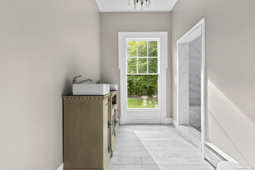 More Photos Of 286 Marlborough St, Portland Storefront Retail Residential For Sale