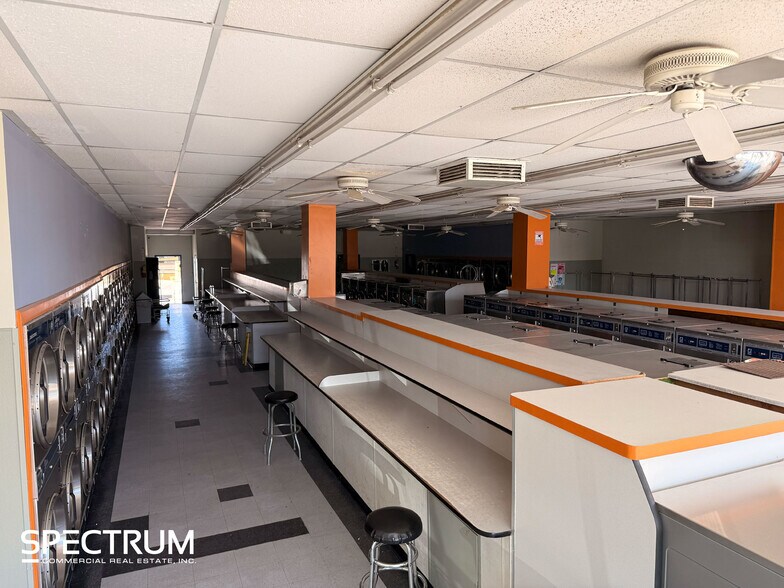 More Photos Of 8907-8917 Woodman Ave, Panorama City Storefront For Lease