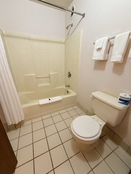 More Photos Of 380 W Main St, Escalante Hotel For Sale