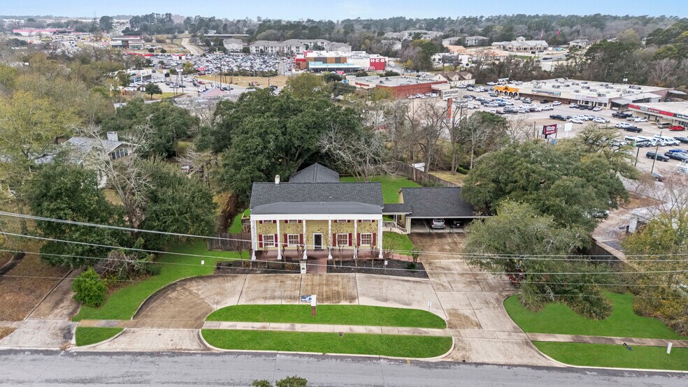 More Photos Of 1106 Avenue O, Huntsville Office Residential For Sale