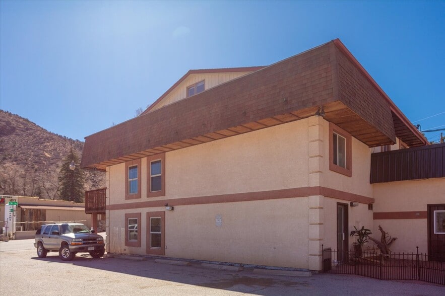 More Photos Of 20180 US Highway 50, Cotopaxi Storefront For Sale