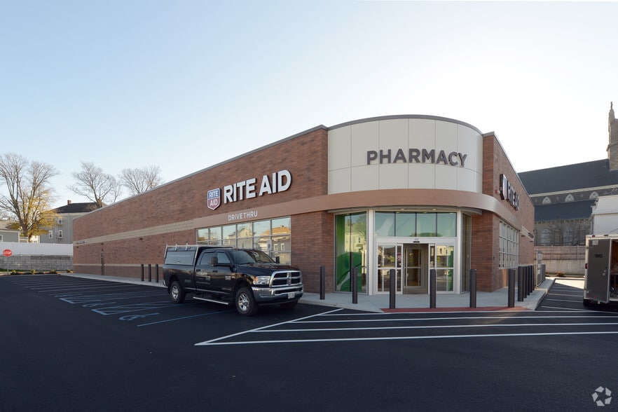 Primary Photo Of 1512 S Main St, Fall River Drugstore For Lease