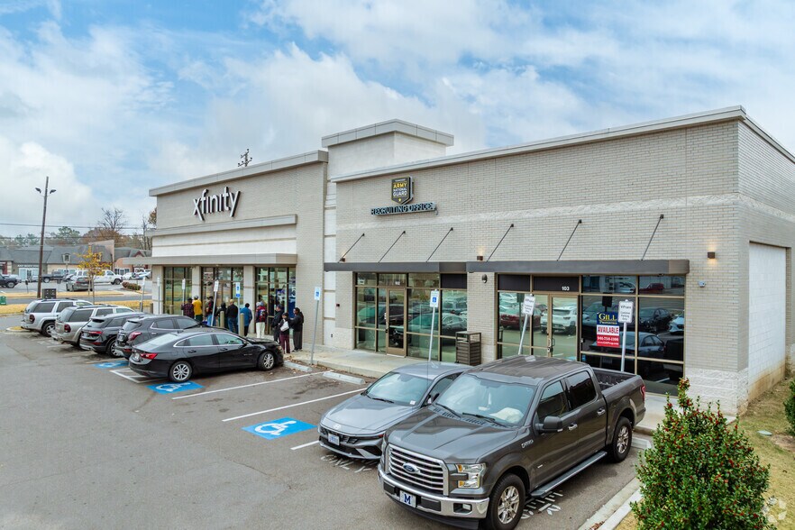 More Photos Of 2847 Poplar Ave, Memphis Storefront Retail Office For Sale