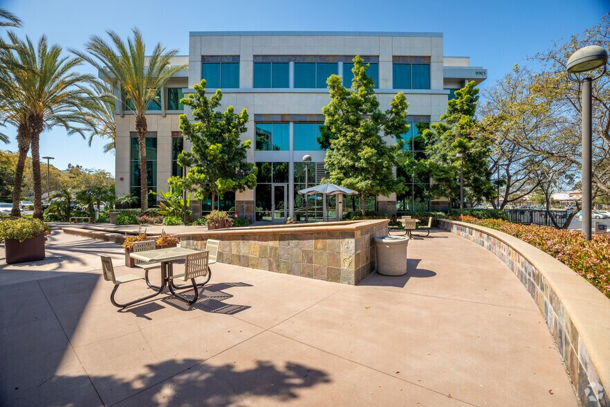 More Photos Of 9915 Mira Mesa Blvd, San Diego Office For Lease