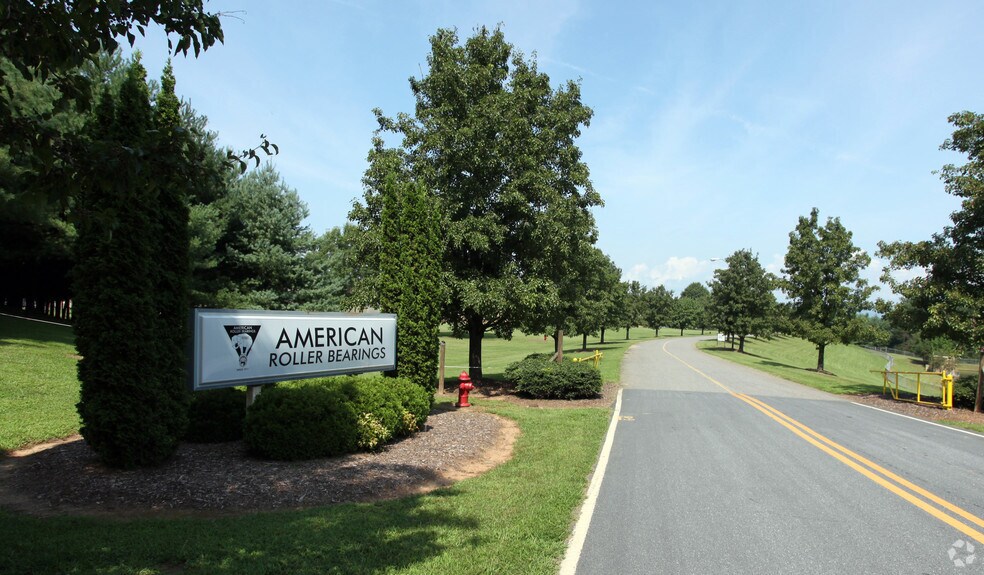 More Photos Of 1000 Chain Dr, Morganton Manufacturing For Lease