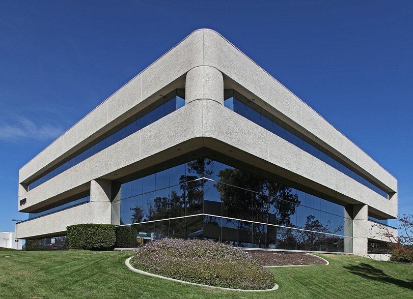 More Photos Of 5151 Murphy Canyon Rd, San Diego Office For Lease