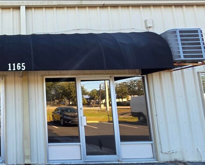 More Photos Of 1133 Industrial Blvd, Naples Manufacturing For Lease