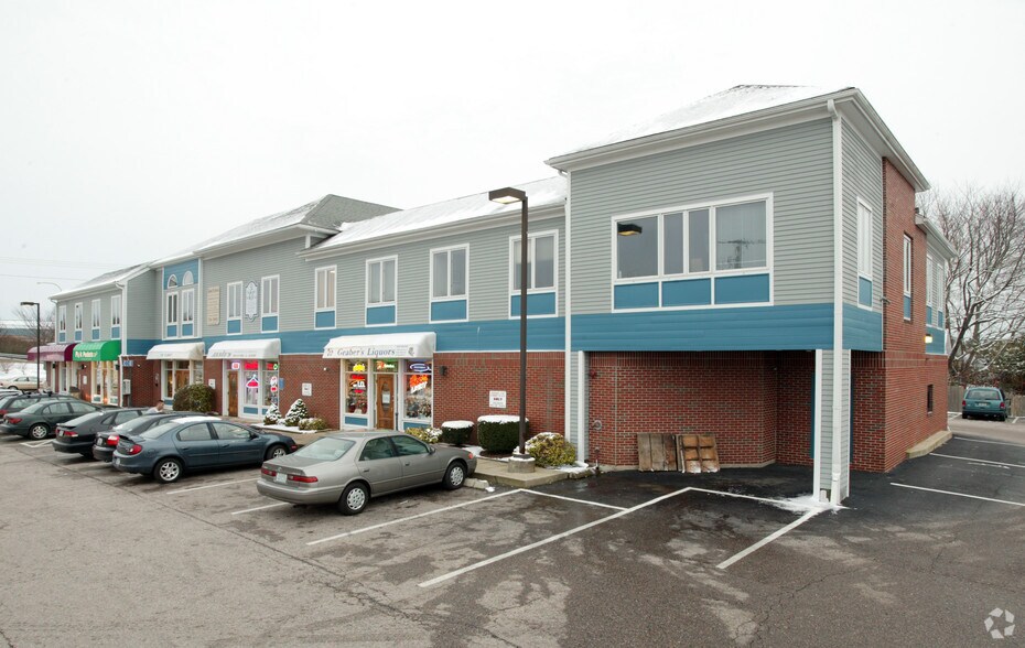 More Photos Of 231 Old Tower Hill Rd, South Kingstown Storefront Retail Office For Lease