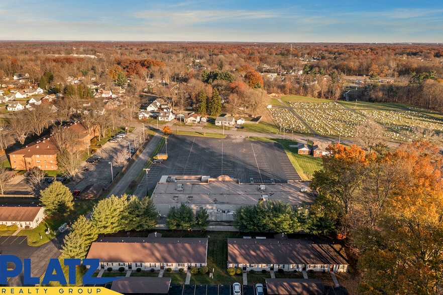 More Photos Of 425 Ridge Rd, Newton Falls Restaurant For Sale