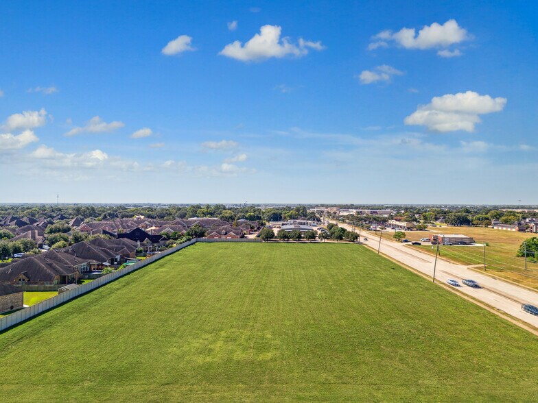 More Photos Of BF Terry Blvd & Town Center Blvd, Rosenberg Land For Sale