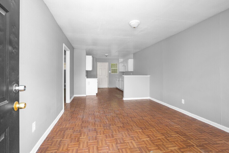 More Photos Of 3908 Woolworth St, Houston Apartments For Sale