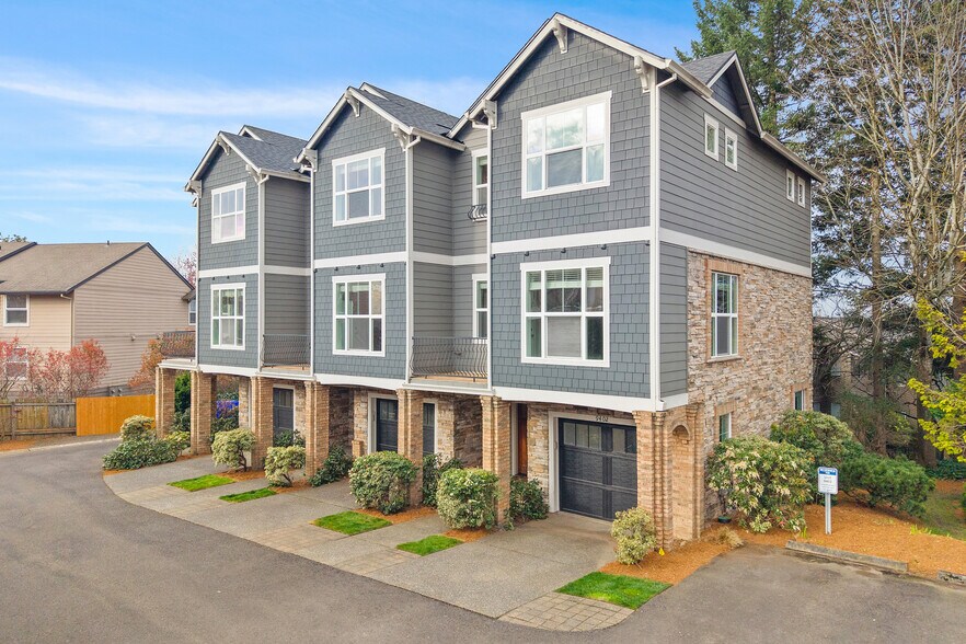 Primary Photo Of 9414 SE Causey Ave, Happy Valley Apartments For Sale