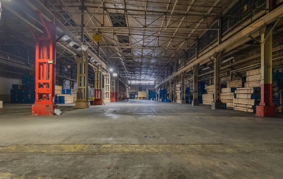 More Photos Of 210 Riverside Dr, Brattleboro Warehouse For Lease