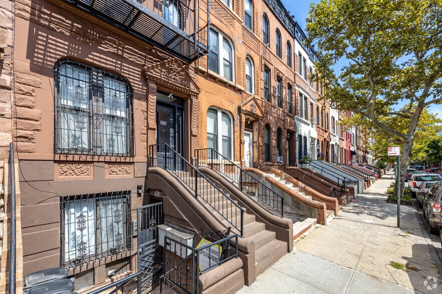 More Photos Of 255 W 136th St, New York Apartments For Sale