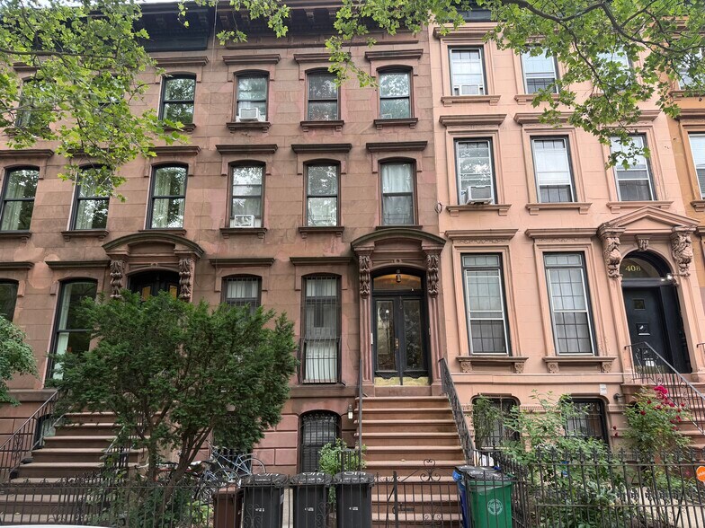 More Photos Of 410 Vanderbilt Ave, Brooklyn Apartments For Sale