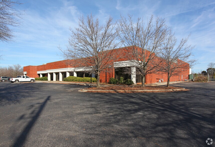Primary Photo Of 895 Martin Rd, Huntsville Flex For Sale
