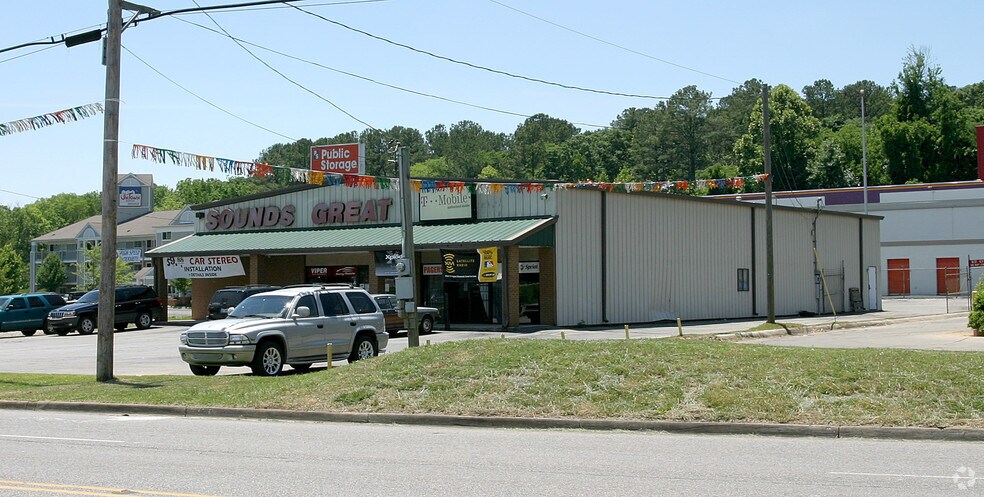 More Photos Of 1112 Huffman Rd, Birmingham Freestanding For Sale