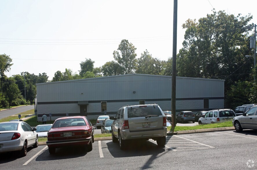 More Photos Of 2816 Dickerson Pike, Nashville Light Manufacturing For Lease
