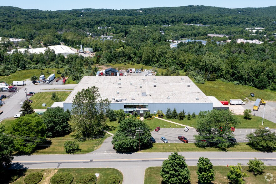 More Photos Of 701 Ford Rd, Rockaway Warehouse For Sale