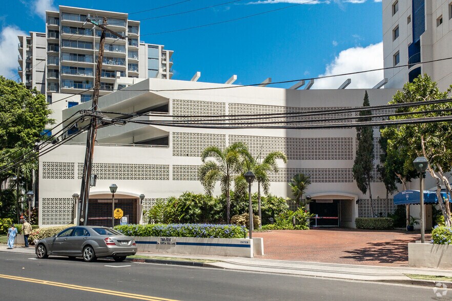 More Photos Of 400 Hobron Ln, Honolulu Apartments For Sale