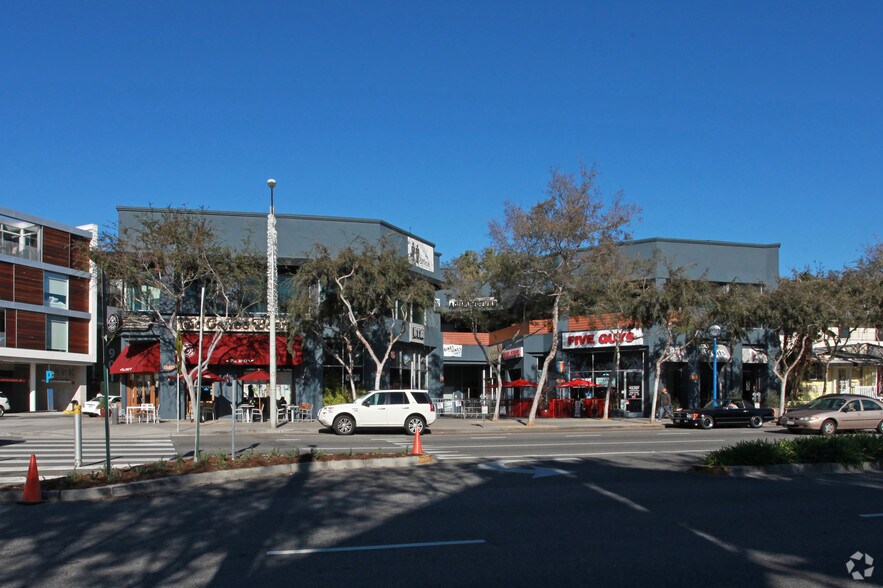 More Photos Of 8729-8747 Santa Monica Blvd, West Hollywood Storefront Retail Office For Lease
