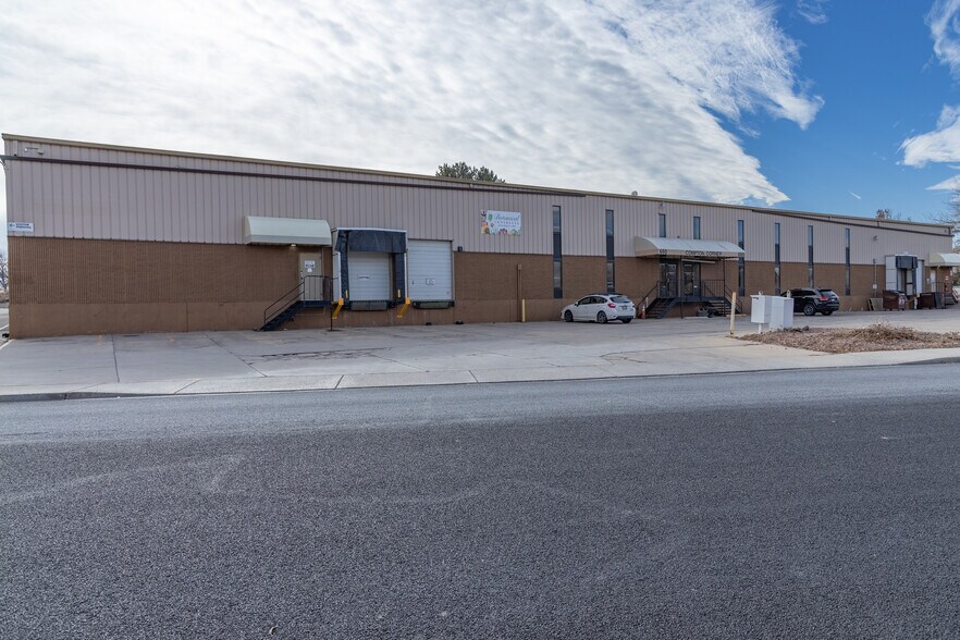 More Photos Of 660 Compton St, Broomfield Manufacturing For Lease