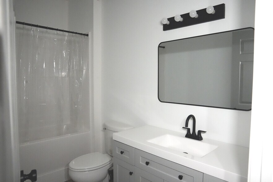 More Photos Of 405 Chickamauga Dr, Dayton Apartments For Sale