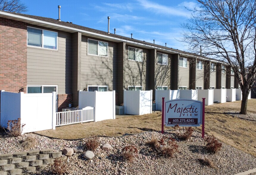 Primary Photo Of 1210 S Majestic View Pl, Sioux Falls Apartments For Sale