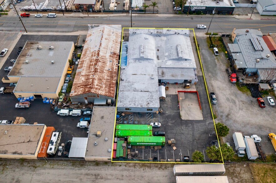 More Photos Of 424-432 S I St, San Bernardino Warehouse For Sale