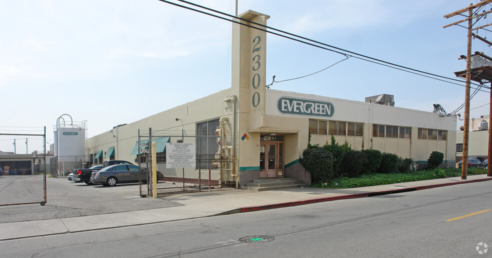 Primary Photo Of 2300 E 49th St, Vernon Manufacturing For Lease