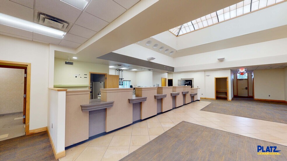 More Photos Of 3960 South Ave, Youngstown Bank For Sale