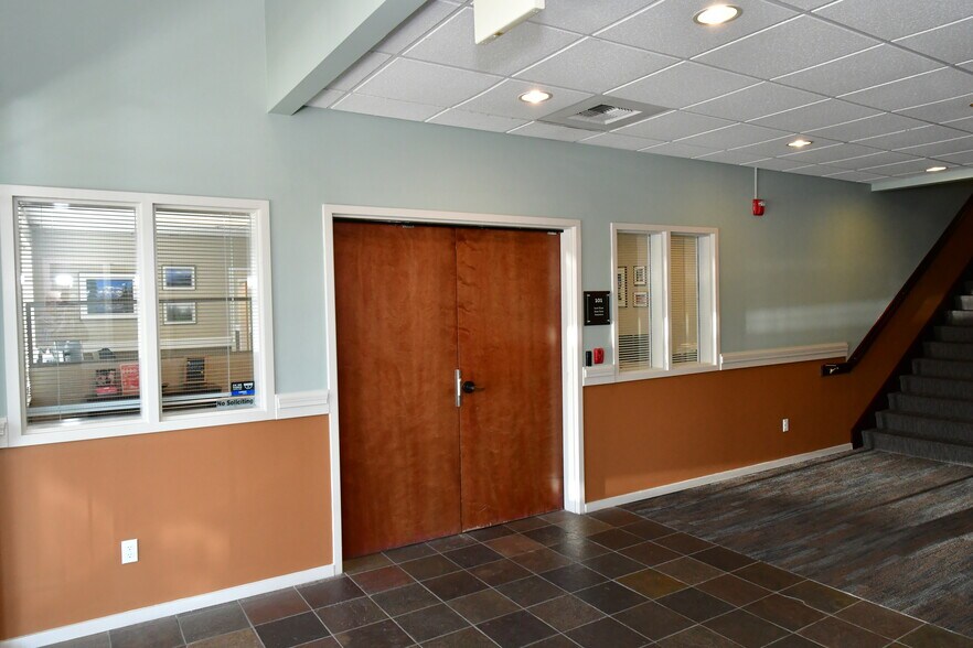 More Photos Of 13106 SE 240th St, Kent Office For Lease