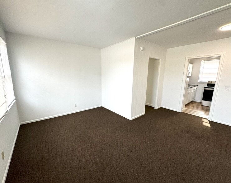 More Photos Of 237 Broad St, Sumter Apartments For Sale