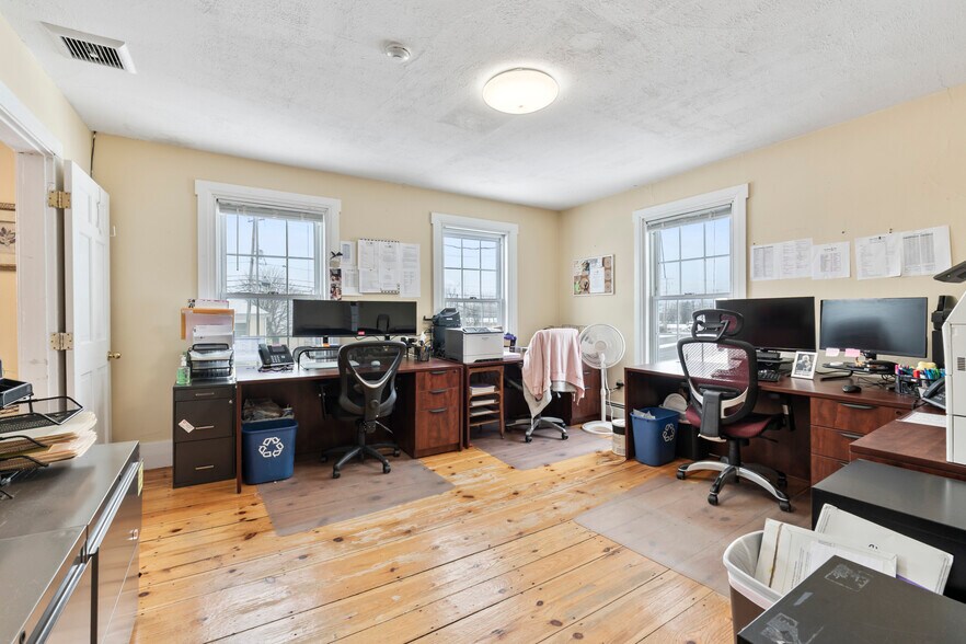 More Photos Of 2204 Woodbury Ave, Newington Office For Sale