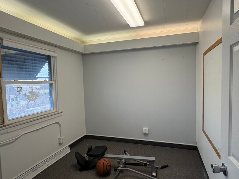 More Photos Of 3907-3907 Grand Ave, Duluth Storefront Retail Residential For Sale