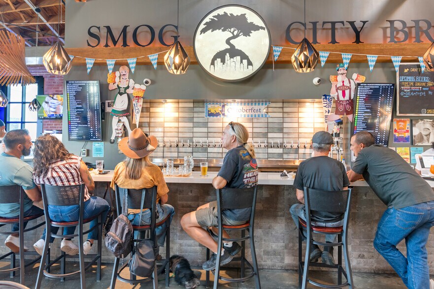 More Photos Of 905 E Arrow Hwy, Glendora Freestanding For Sale